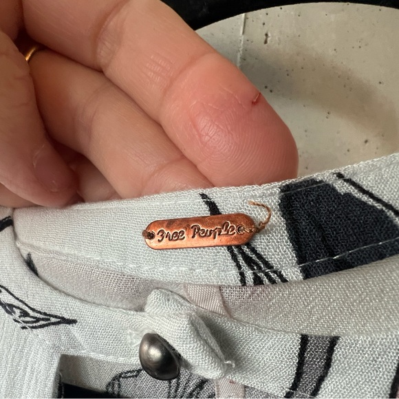 Free People Top - Picture 3 of 5